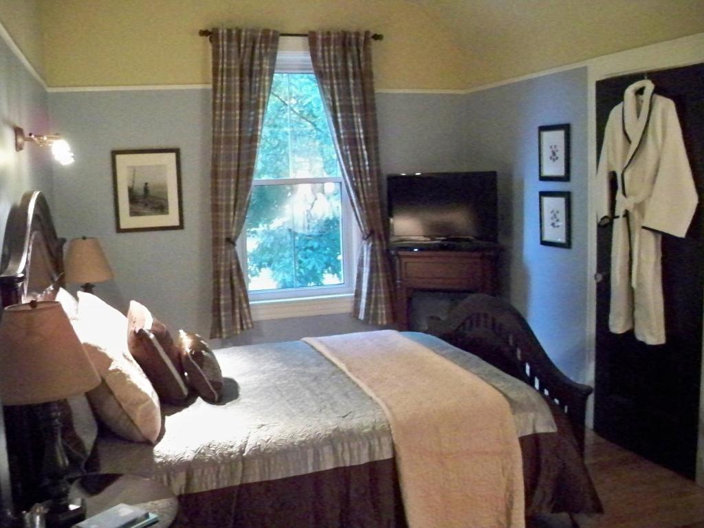 Quartermain House Bed & Breakfast Bed & Breakfast Fredericton Room photo