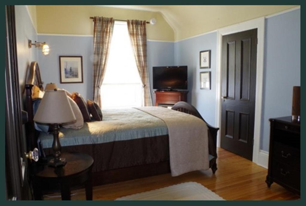 Quartermain House Bed & Breakfast Bed & Breakfast Fredericton Room photo